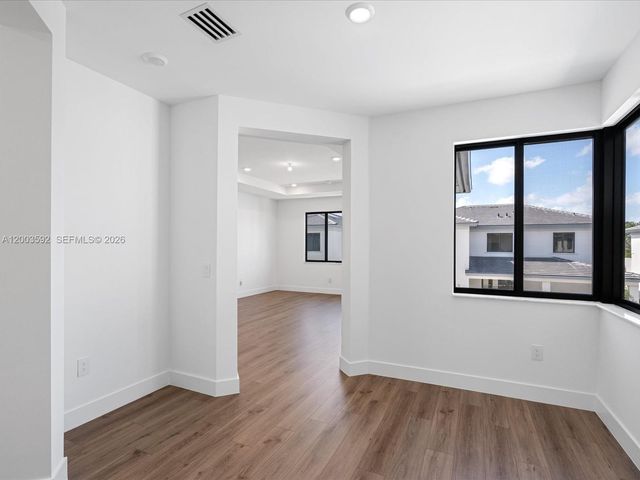 19602 NE 14 CT 0, Miami, FL 33179