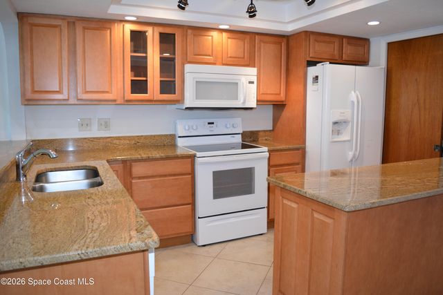 8500 Ridgewood Avenue 304, Cape Canaveral, FL 32920