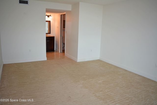 8500 Ridgewood Avenue 304, Cape Canaveral, FL 32920