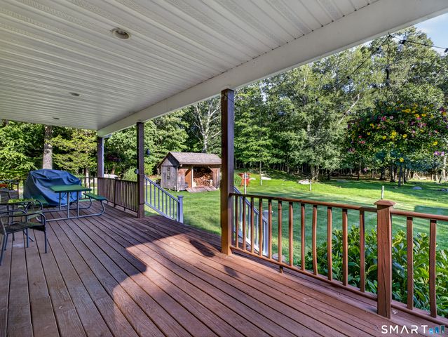 85 Rocky Hollow Road, North Stonington, CT 06359