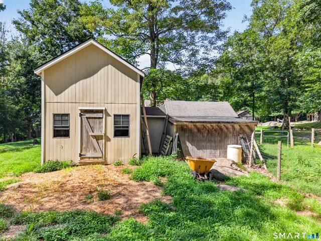 85 Rocky Hollow Road, North Stonington, CT 06359