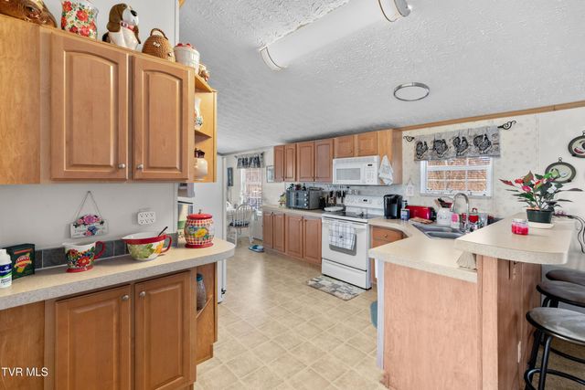 126 Cantrell Road, Bulls Gap, TN 37711