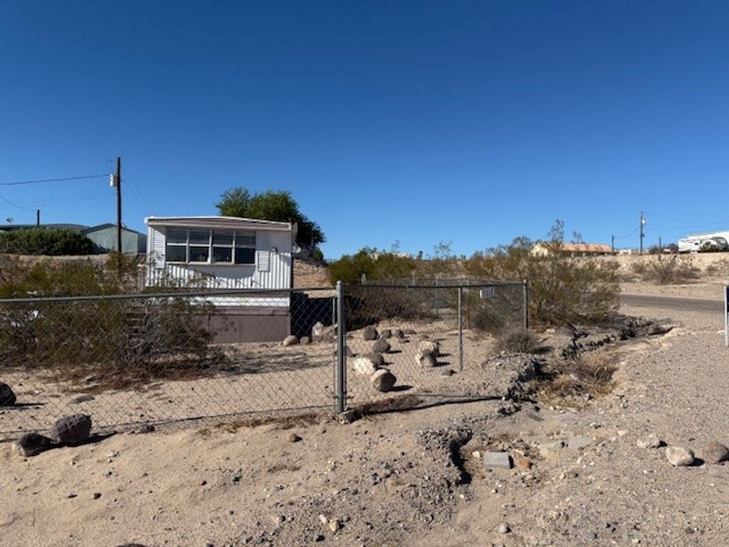 5117 E Bonita Place, Topock, AZ 86436