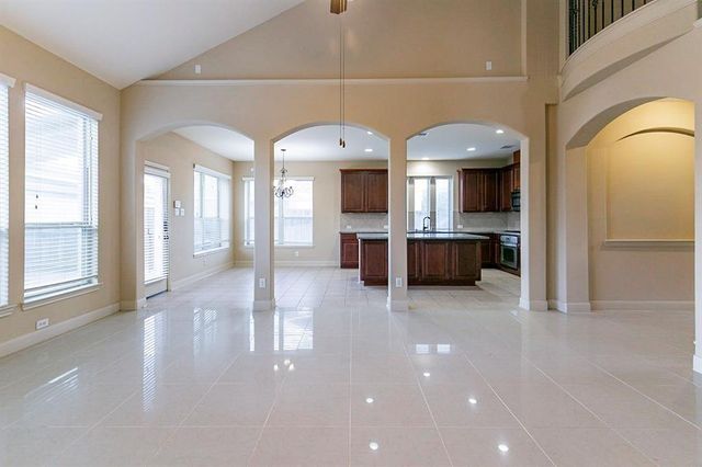 5603 Valley Country Lane, Sugar Land, TX 77479