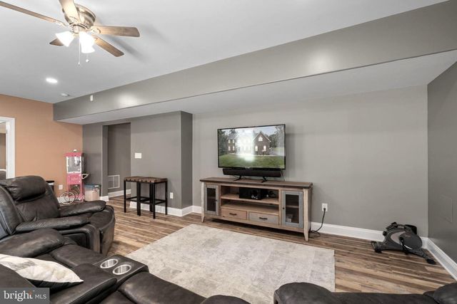 65 BROOKE CREST LN, Stafford, VA 22554