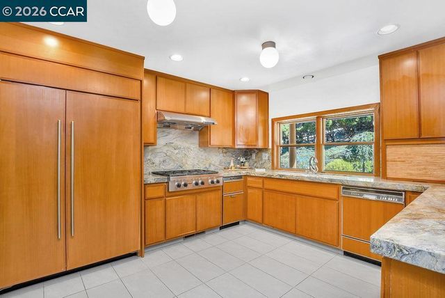 3434 Silver Springs Ct, Lafayette, CA 94549