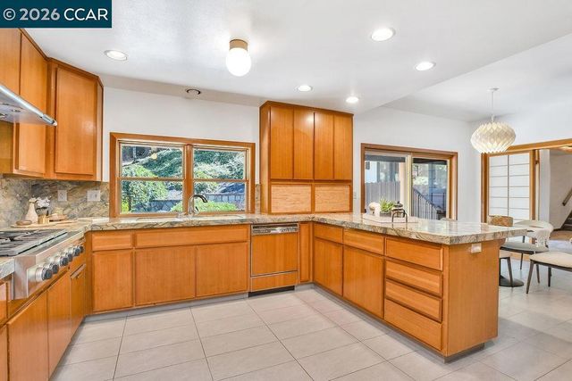 3434 Silver Springs Ct, Lafayette, CA 94549