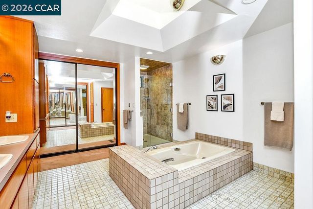 3434 Silver Springs Ct, Lafayette, CA 94549