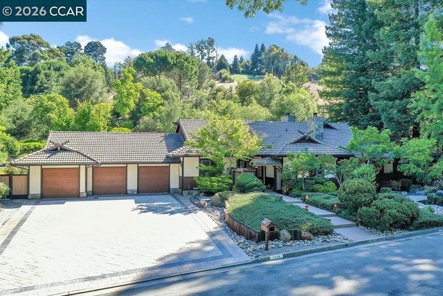 3434 Silver Springs Ct, Lafayette, CA 94549
