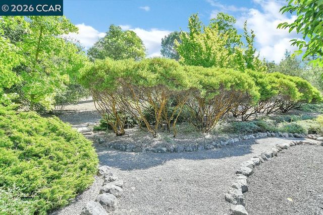 3434 Silver Springs Ct, Lafayette, CA 94549
