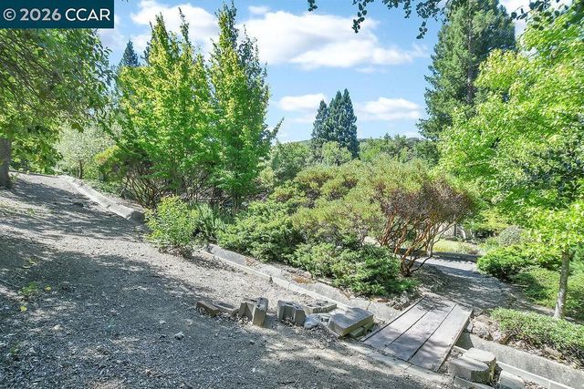 3434 Silver Springs Ct, Lafayette, CA 94549