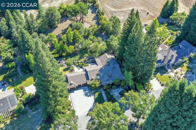 3434 Silver Springs Ct, Lafayette, CA 94549