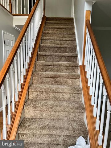 37 JENNIFER LN, Burlington, NJ 08016