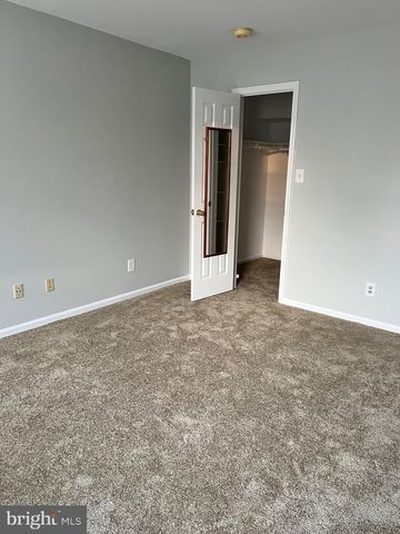 37 JENNIFER LN, Burlington, NJ 08016