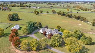 1564 Paynes Depot Road, Versailles, KY 40383