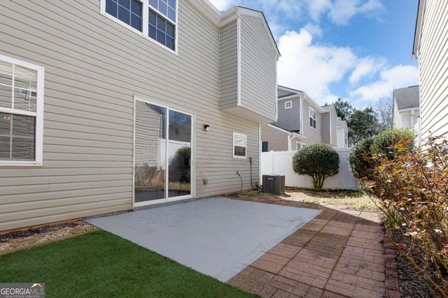 317 W Oaks Trail, Woodstock, GA 30188