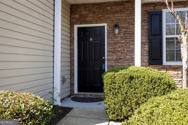 317 W Oaks Trail, Woodstock, GA 30188