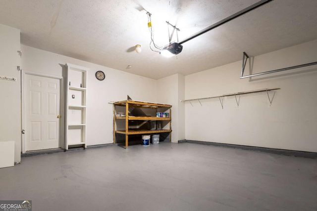 317 W Oaks Trail, Woodstock, GA 30188