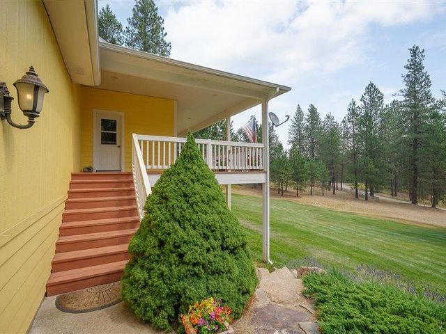 720 W FENDER Rd, Colbert, WA 99005