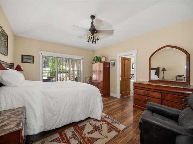 720 W FENDER Rd, Colbert, WA 99005