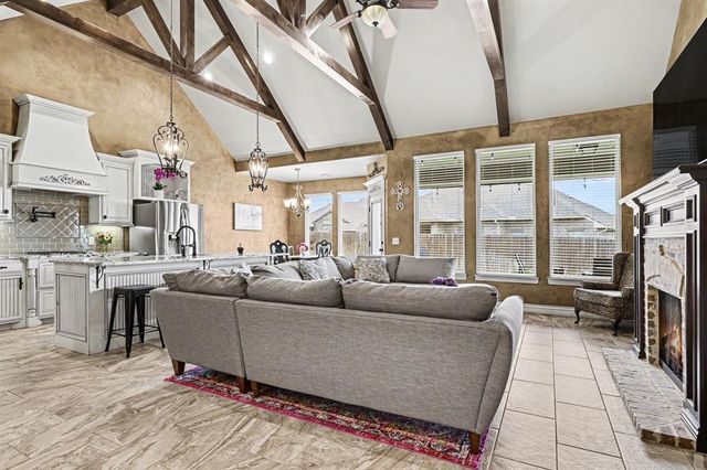2309 E Thomas Terrace, Mustang, OK 73064