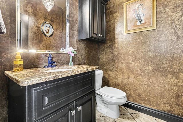 2309 E Thomas Terrace, Mustang, OK 73064