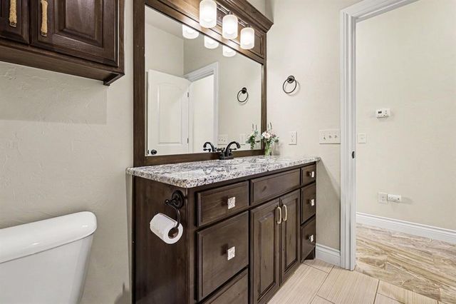 2309 E Thomas Terrace, Mustang, OK 73064