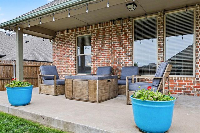 2309 E Thomas Terrace, Mustang, OK 73064