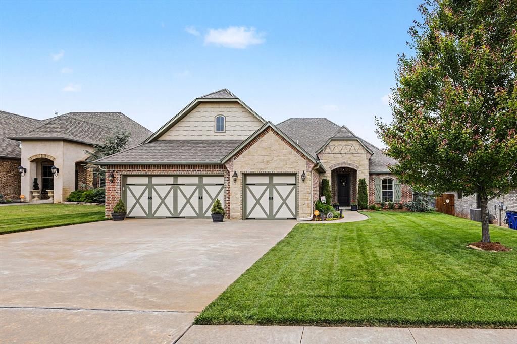 2309 E Thomas Terrace, Mustang, OK 73064