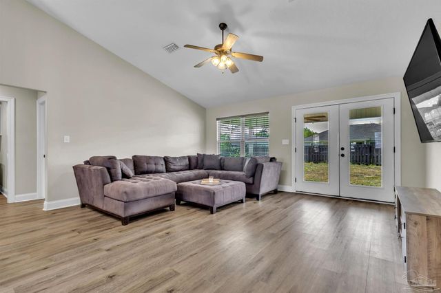 1857 Justice Cir, Gulf Breeze, FL 32563