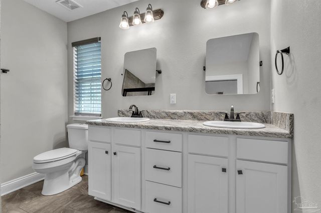 1857 Justice Cir, Gulf Breeze, FL 32563