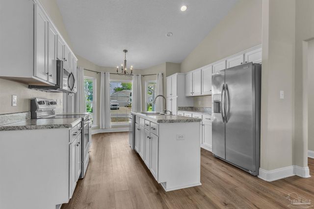 1857 Justice Cir, Gulf Breeze, FL 32563