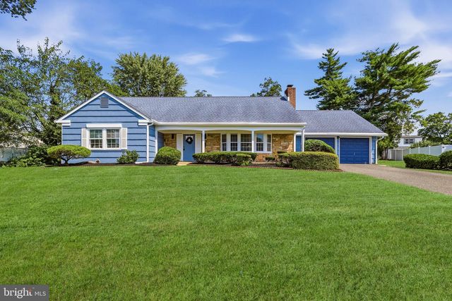10 TUCKER CT, Willingboro, NJ 08046