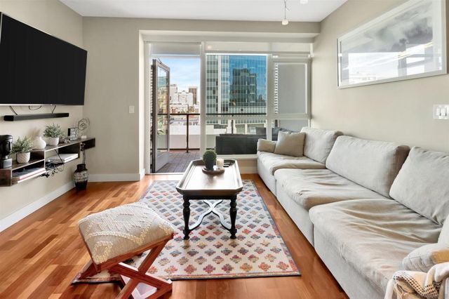 325 7Th Ave 808, San Diego, CA 92101