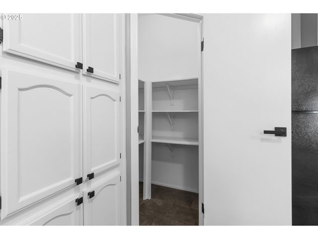 18485 Sw PACIFIC Dr 92, Tualatin, OR 97062