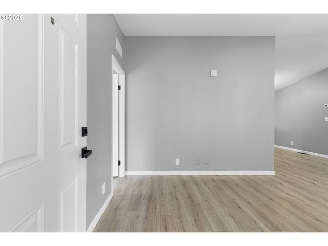 18485 Sw PACIFIC Dr 92, Tualatin, OR 97062