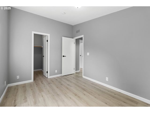 18485 Sw PACIFIC Dr 92, Tualatin, OR 97062