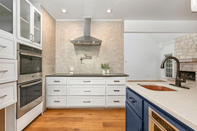 72 Crazy Cross RD, Wimberley, TX 78676