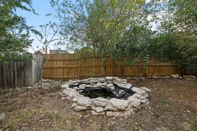 72 Crazy Cross RD, Wimberley, TX 78676