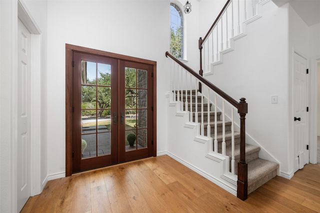 72 Crazy Cross RD, Wimberley, TX 78676