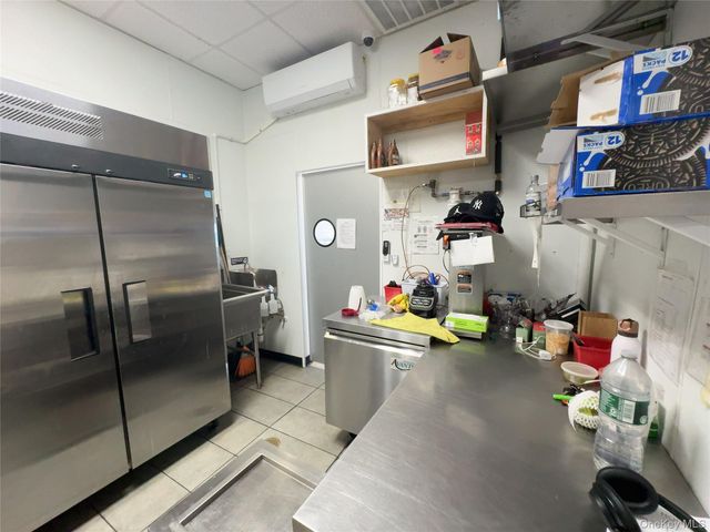 3336 Hillside Ave, New Hyde Park, NY 11040