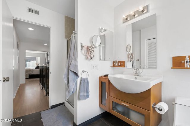 1218 S Westlake Boulevard A, Westlake Village, CA 91361