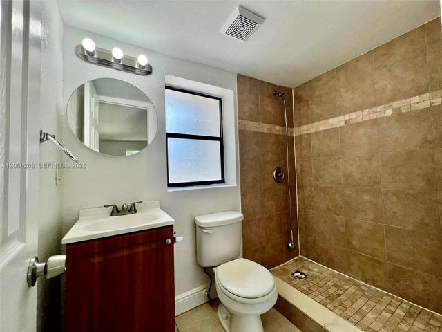 2460 NW 179th Street 2460, Miami Gardens, FL 33056