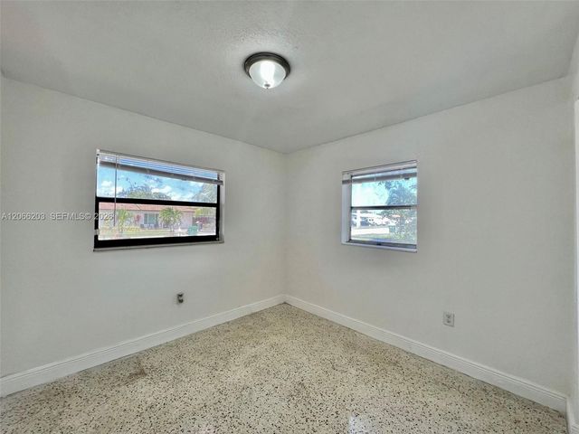 2460 NW 179th Street 2460, Miami Gardens, FL 33056