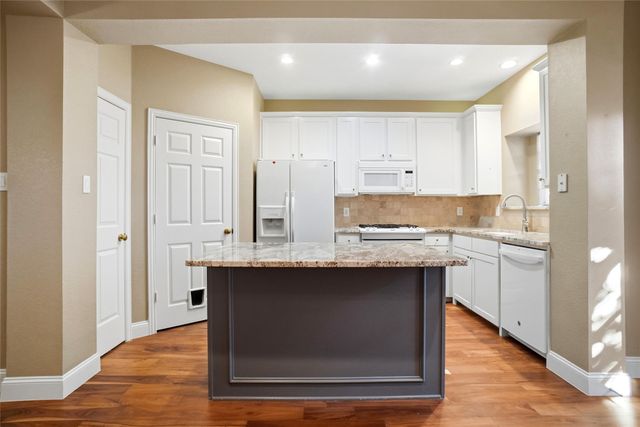 18240 Midway Road 1602, Dallas, TX 75287