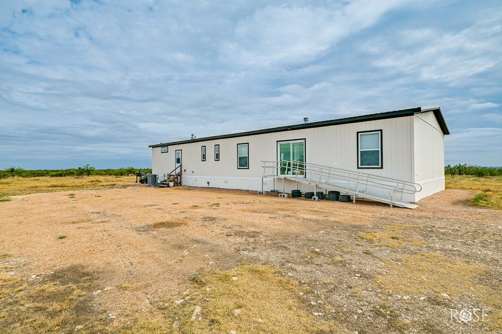 Image 3 of property listing at 3241 Hwy 87, Eden, TX 76837