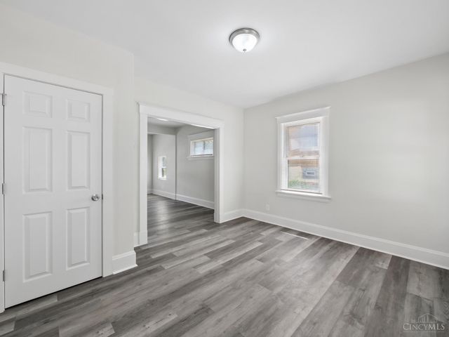 813 Greenwich Avenue, Cincinnati, OH 45238