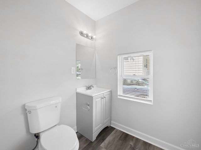 813 Greenwich Avenue, Cincinnati, OH 45238