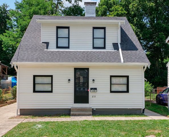 813 Greenwich Avenue, Cincinnati, OH 45238