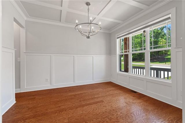 8225 Crooked Creek Drive, Cumming, GA 30028